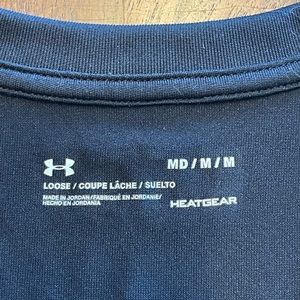 Womens Under Armour shirt